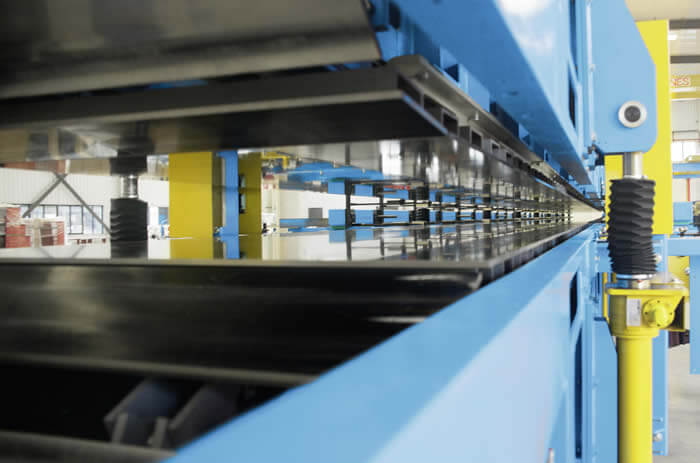 Production quality without any compromise: double plate conveyor from HMS'production facility
