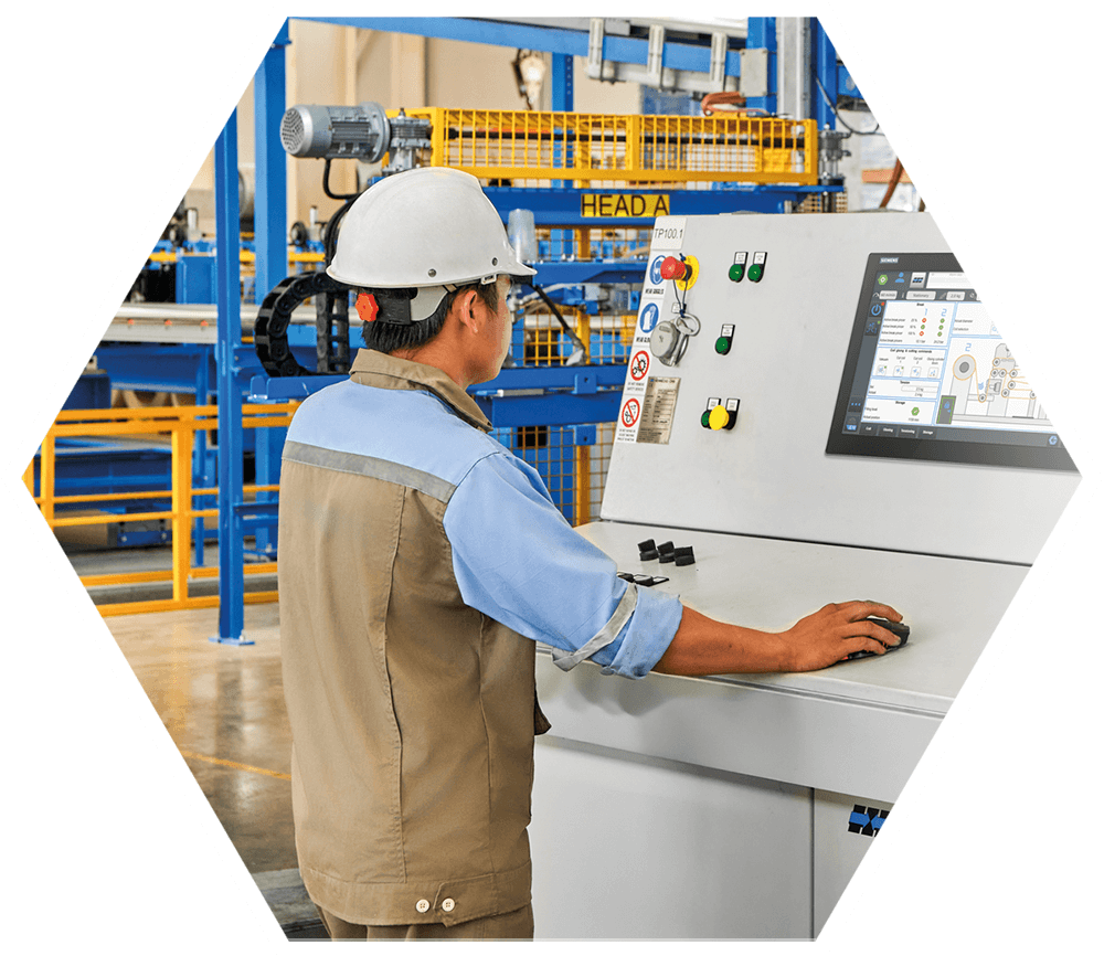 Die neue Anlagengeneration des PANELMASTER STEEL setzt Massstäbe in der Stahl-Sandwich-Produktion